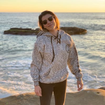 justalexandrac's profile picture. cooler in theory