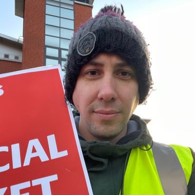 Proud socialist & trade unionist. @NFFC fan. Views my own not my employers, RTs not endorsements