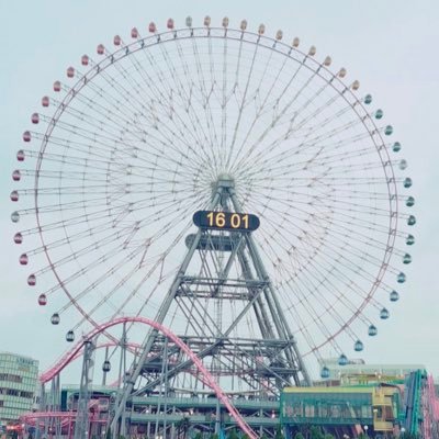 oMmowio6yk1aNps's profile picture. 