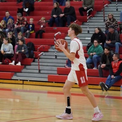 6’2 | 2025 | PG/SG | Melrose High School | Unweighted 3.98 GPA | jmarens11@gmail.com