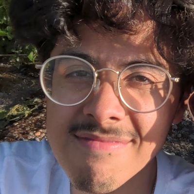 TheFetchOmi's profile picture. 