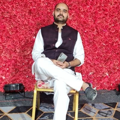 मिट्टी का तन, मस्ती का मन, क्षण भर जीवन-मेरा परिचय!
Preparation All India Civil Examination (UPSC) ,
Writer (अल्हड़)..✍