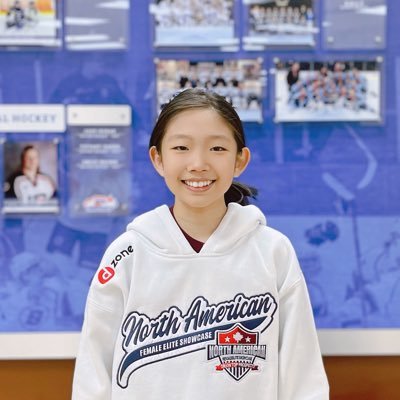 Hockey girl Mocha Ji 👧🏻Chinese name: 冀怿Ji Yi 🎂Oct 1, 2012  🏒Wade Warriors #91 Beijing Jr.Kings #97 Beijing GLC12 #23