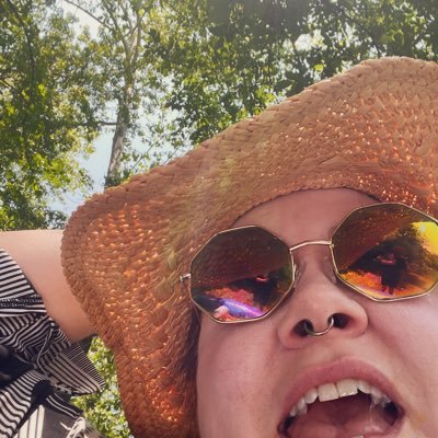 spiteful do-gooder. cusper ♒️♓️ omnivert; ENFP. advocate for, and; fat, queer, neurodiverse. artist + creative instructor. rural birth, global spirit✨