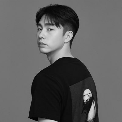 golf_waris's profile picture. Life is hard. Isn’t it?