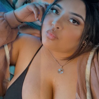 messylesss's profile picture. Bestest🤍