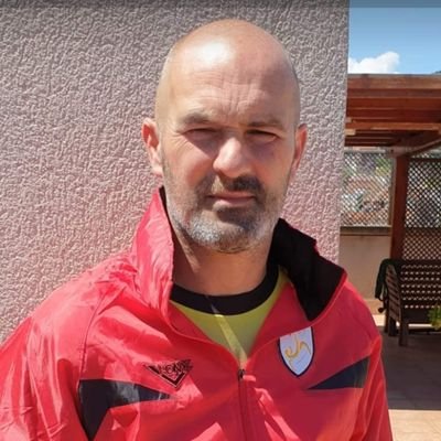 PF en U.A. HORTA.
Ex ...C.F. Gavà, F.E.Grama, Santboiá, Viladecans, Cornellá juv, Castelldefels juv, Sel Cat sub 18... 🐕⚽️.
Prof. EF.