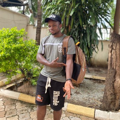 DavisSmith85358's profile picture. It's your favorite comedian