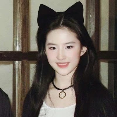 FairyBu233's profile picture. 