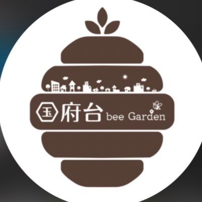 千葉商科大学ワインプロジェクトに所属する学生が『学内』で『養蜂』をしています。品質の良い蜂蜜を作るために試行錯誤をして日々取り組んでいます。@cuc_100winePJ