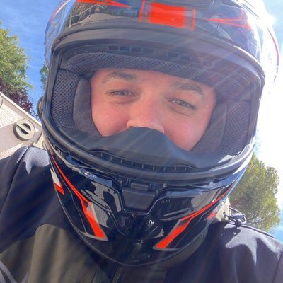 antho84120's profile picture. L'avenir appartient à ceux qui se lèvent tôt... et qui se couchent tard!