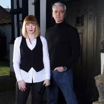 Fan page for the wonderful Yvette & Karl
For fans of the Most Haunted episodes posting weekly photos and updates ❤️👻