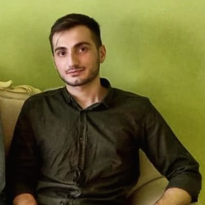 aliiaktass12's profile picture. 