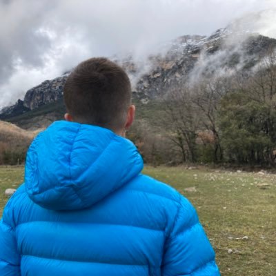 mentlliure's profile picture. Mare. Infermera. Àrbitre autonòmic de la FEMECV. La muntanya m'ha fet ser, tal com sóc.