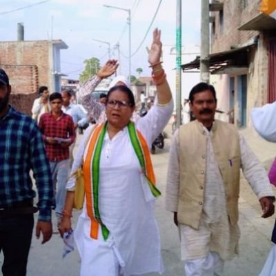 INC Congress Mahila Pradesh Sachiv, Lakhimpur Kheri , Nighasan 
Mahila Shashakti Karan President , Lakhimpur Kheri