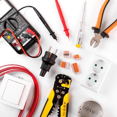 ElectricNitez's profile picture. Técnico SAT en Power Electronics. Aficionado a la tecnología, energías renovables y movilidad sostenible.

Referido: https://t.co/icrgBWKHsy