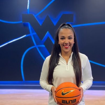 Director of Recruiting/Assistant Coach- West Virginia University @wvuwbb ⛰️🏀 HOF2021 💙 TIU ALUM 💙 Romans 8:28 ✝️