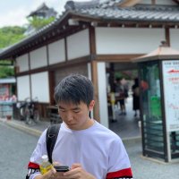 Richard (@yinnikun) 's Twitter Profile