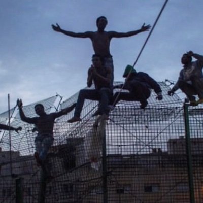 Documentant migracions i refugiats/ autor de Negro, Blume Editorial. Premi a la trajectòria Memorial Joan Gomis 2019
https://t.co/MrUAFM1ouI