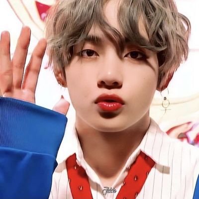 a user inlove with ⌗ 태형 !