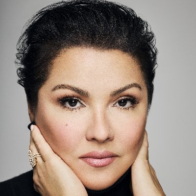 AnnaNetrebko Profile Picture