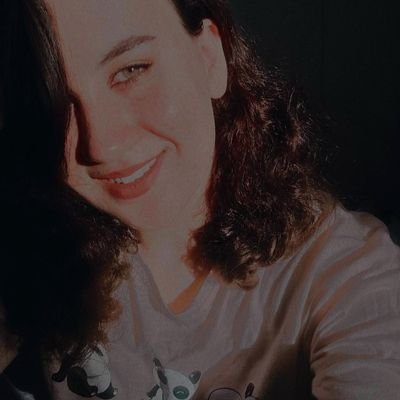 چیشد که نتونستیم شاد باشیم؟!
🕊️🤘
اگ دلت گرفت گوش شنواخواستی ناشناس من درخدمته❤️