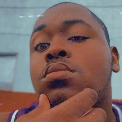 OfomaKelechukwu's profile picture. @Talkless