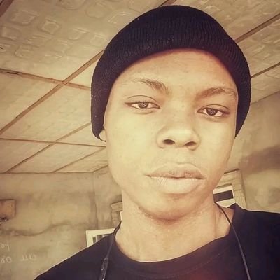 xo_co_co's profile picture. From student to self-taught web dev → documenting the journey & sharing lessons😏
