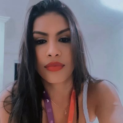 jessycacoutinn's profile picture. leonina ♌

Sorriso sempre será o melhor remédio 🌺