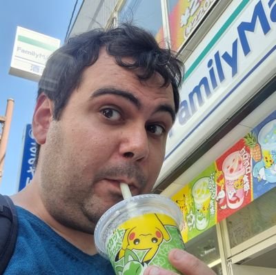 Blogger, Locutor, YouTuber, Streamer. Co-fundador do PokéCenter Blog, amante de videojogos, séries, filmes, músicas e muita parvalheira!