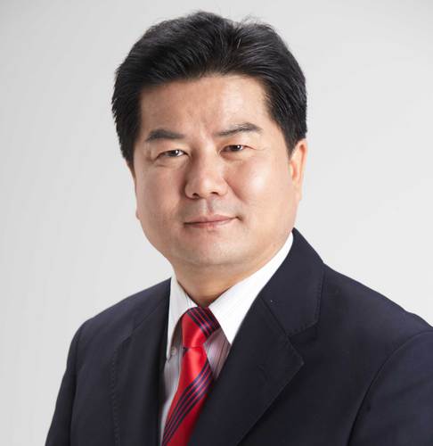 heontael's profile picture. 더불어민주당 대구 북구갑 지역위원장(현). 대구 명덕초 심인중 성광고. 연세대 경영 졸업. 매일신문 정치부 차장. 한국국제보건의료재단 사업본부장. 우즈베키스탄 아리랑요양원장. 문재인 18대 대선 후보 상근 부대변인. 김부겸 국회의원 후보 대변인. 7대 지방선거 대구 북구청장 후보(전)