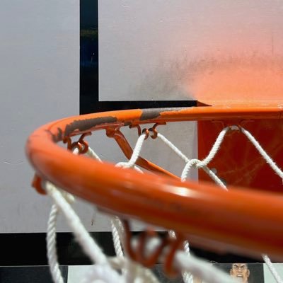 連載時から30数年SD🏀(原作)が好きです。雑食です。まさかの新作TFSDの奇跡を余すことなく体感したい🥳創作もレポもしないただの独り言です🙊 / 🔰🐻🗼🚗❤ /  音楽聴いたりヨガしたりネイルまつげしたりもしてます😚