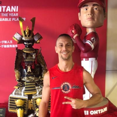 Angels fan, Fantasy Football, Lakers, Golf, TV & Film aficionado. Relentlessly positive in a negative world. #GoHalos #Lakeshow