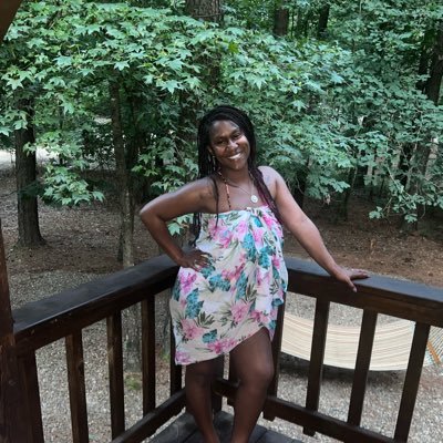 krisM1986's profile picture. Wife 🦋 Mother of two 🦋 book nerd 📚📖 animal lover 🐘🐽🐱 cancer/ empath 🦀♋️ Aspiring Licensed Professional Counselor(student).