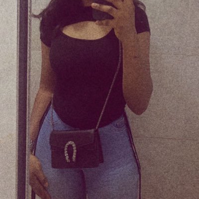 selfless queen 👑 🦋
