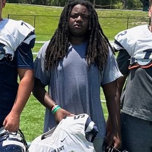 Jahmari Thompson OL | height 5'9 | weight 231 | Durant High Schoo l CLASS OF 2025