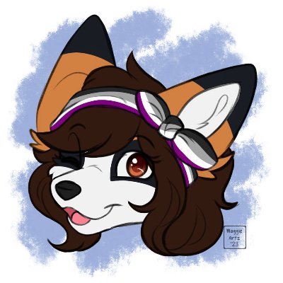 She/Her/They

Asexual

Just your typical hobby artist with a possible unhealthy obsession with foxes. Quite shy but love to game and make friends.