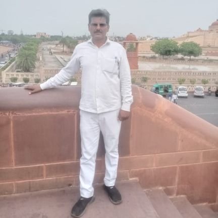 Advocate high court Lucknow
Precident lokbandhu Rajnarayan sikcha sava samit