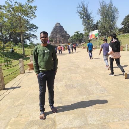 official_minhaz's profile picture. Welcome to My Space ❤️
🪖 Career: Indian Army 🇮🇳