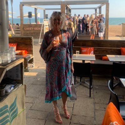 CharlotteLeony's profile picture. Mrs Snow ❄️ Public Health Nurse trying to do my bit. Views are my own and no apologies for pro vaccine stance💉Plaid Cymru supporter #YmaOHyd 🏴󠁧󠁢󠁷󠁬󠁳󠁿❤️