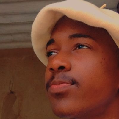 Fredy40151's profile picture. Disponível