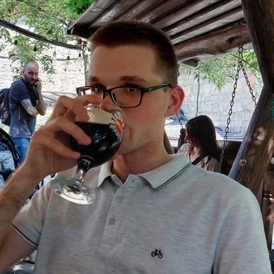 strykostepan's profile picture. папірцевий черв