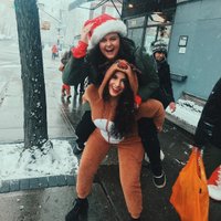Mary (@mary_hanchett_) 's Twitter Profile