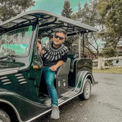 long9421's profile picture. 基隆 24 一個鬱鬱寡歡的男倫