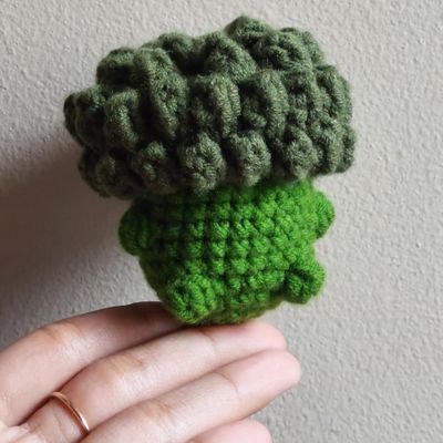 AwangWidi's profile picture. 