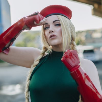 FOLLOW ME ON BSKY she/her. 6’3” muscle mommy 🇨🇦 AuDHD | cosplayer | streamer | photographer | @CapcomUSA_ creator | BUSINESS INQUIRIES: villanarei@gmail.com