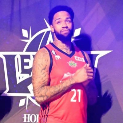 y64c218m's profile picture. 🏀⇒ShawnLong💪🔥/レバンガ北海道💚/遥天翼AC🐻💙/葛原大智選手❤｜🏎️F1⇒16｜🏐⇒小野寺太志選手❤/西田有志選手💙｜🎤⇒SnowMan/Number_i/XY/T.N.T/timelesz｜🎮️⇒任天堂｜⚠️写真はinstaで📷️