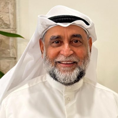 •دكتوراه هندسة كيميائية•ماجستير (شريعة-فقه) •خطيب جامع منيرة الخالد fm.mohammad54@gmail.com