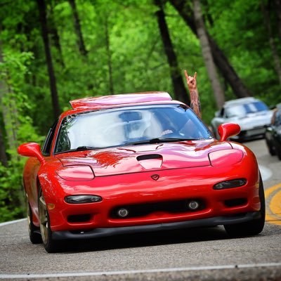 redheddude222's profile picture. I ride BMX, I like to drive and work on cars, and I am a machinist for Berry Plastics.I have 3 wonderful wiener dogs who like to bark non-stop.