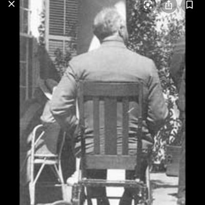 FDR_WC_pod's profile picture. We are a political podcast that likes to make jokes because no one has done that ever!